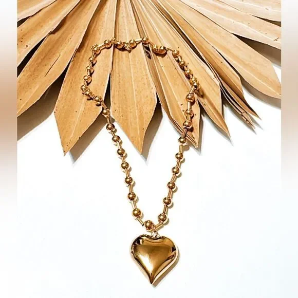 Gold heart necklace M322 - Picture 3 of 5